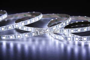 картинка Лента SMD 5050 60LED/m IP65 24V (белый-холодный) LUX магазин gslight 00-00000138